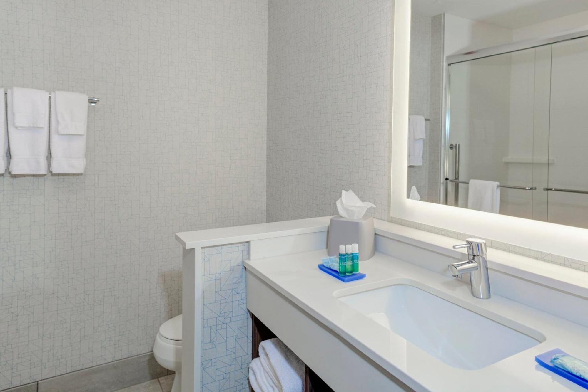 Holiday Inn Express & Suites - King George - Dahlgren By Ihg Alden Eksteriør bilde